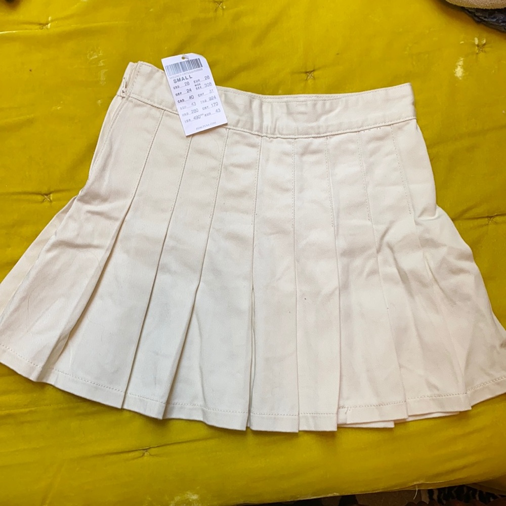 Brandy Melville tennis skirt NEW WITH TAGS